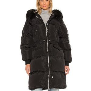 Toast Society Mars Puffer Jacket in Black Size Medium